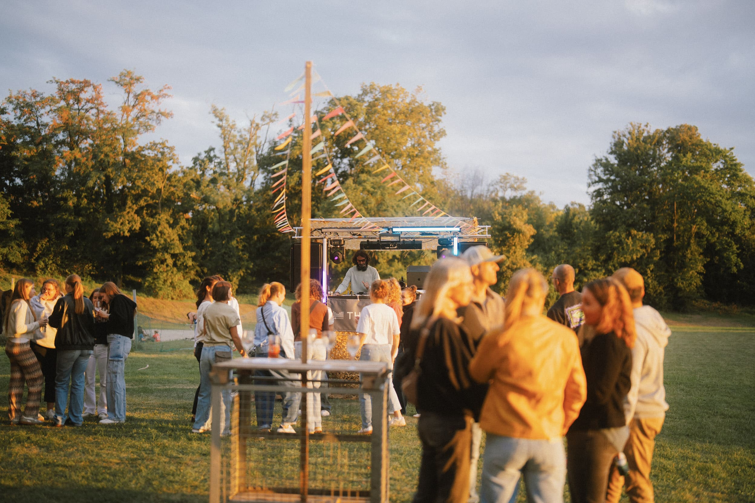 The DJ Trailer bei einer Party in der Region Worms
