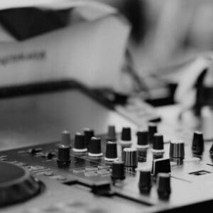 The DJ Trailer als Mittelpunkt der Veranstaltung in Worms