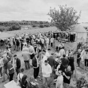 Luftbild einer Veranstaltung mit DJ Trailer in Worms